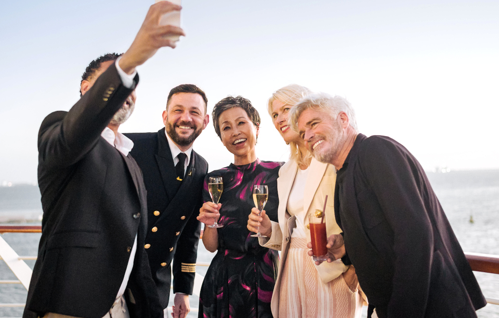 Ponant sticht 2025 zu elegenten Festtagen in See
