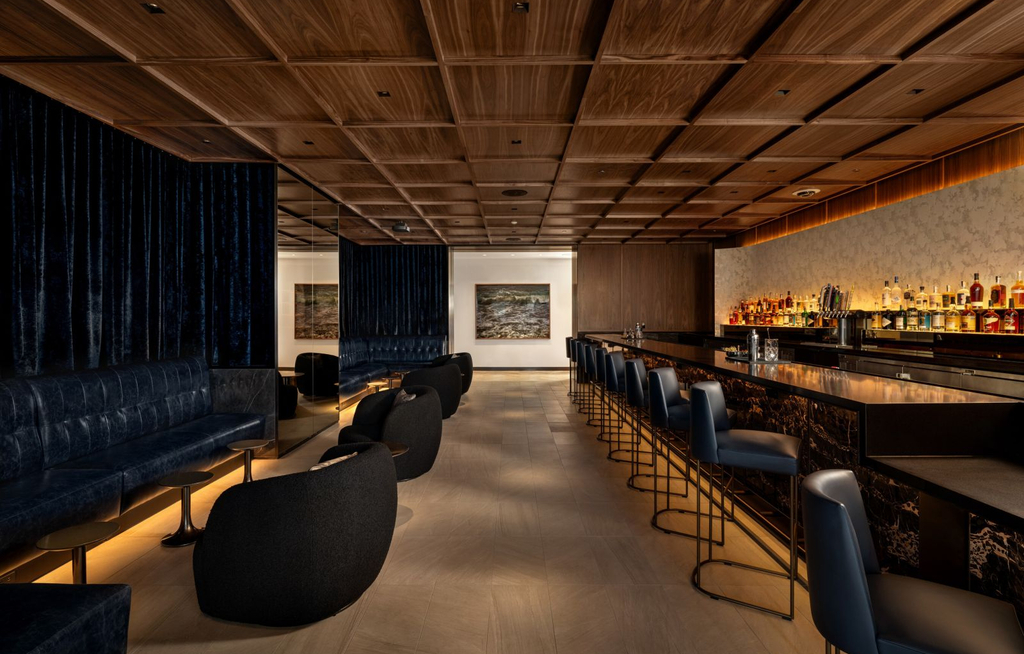 Neu gestaltete United Polaris-Lounge