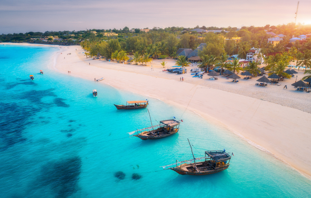 Coral baut Fernreiseprogramm um Sansibar aus