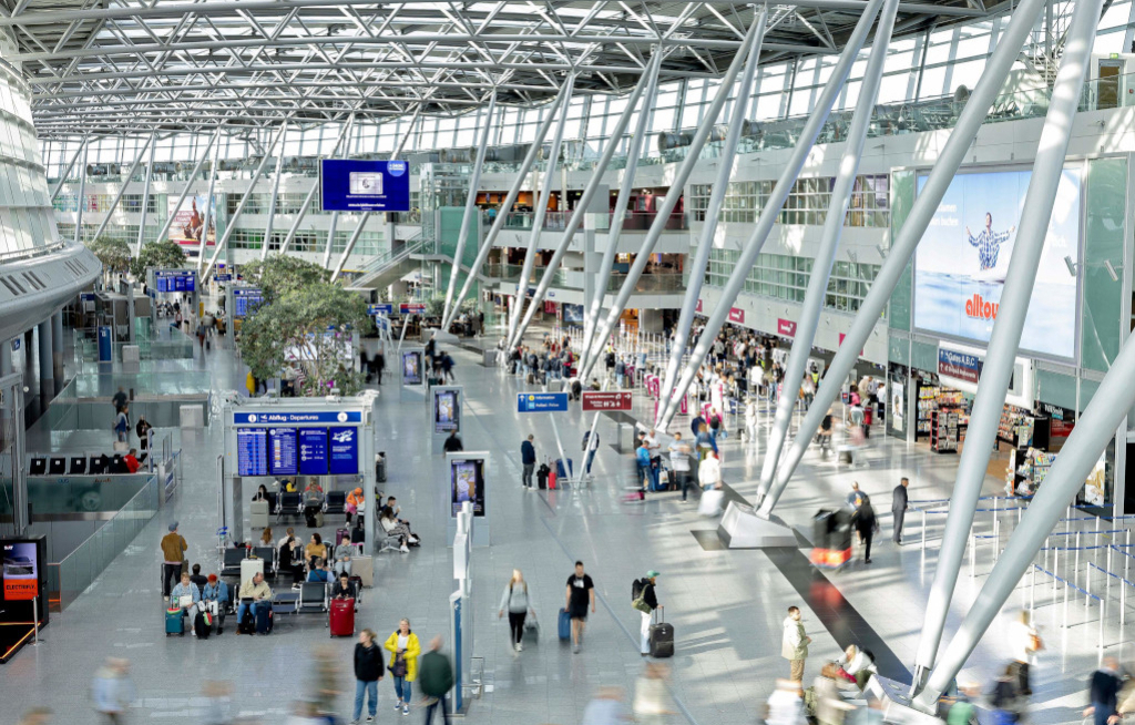 Düsseldorf startet mit hohem Flugaufkommen in den Herbst