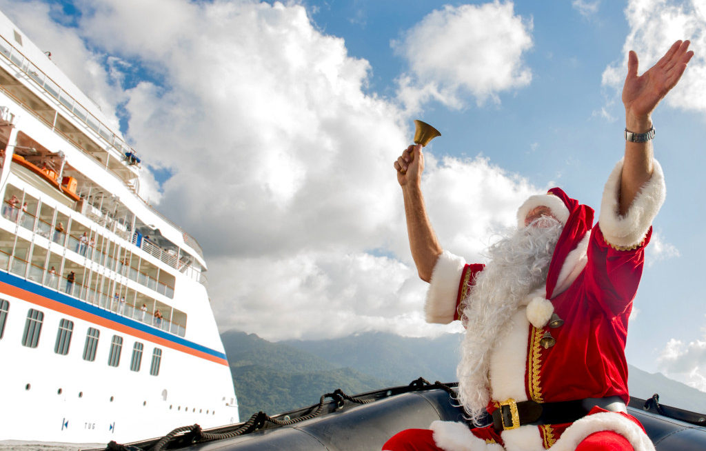 Hapag-Lloyd Cruises verbindet Festtage mit Fernzielen