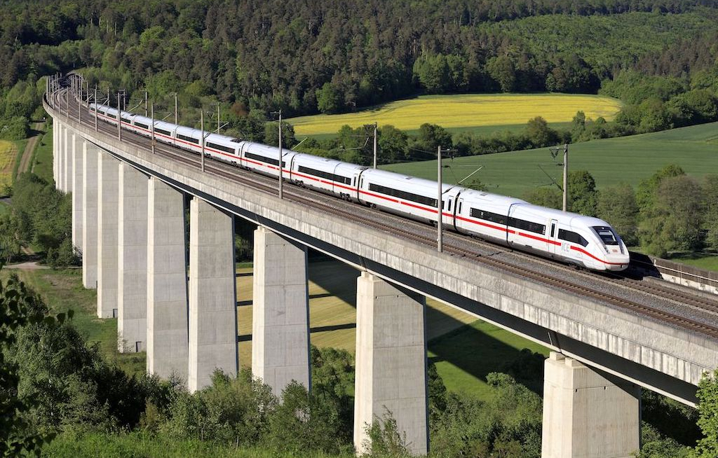 Deutsche Bahn kehrt als Großkunde zurück