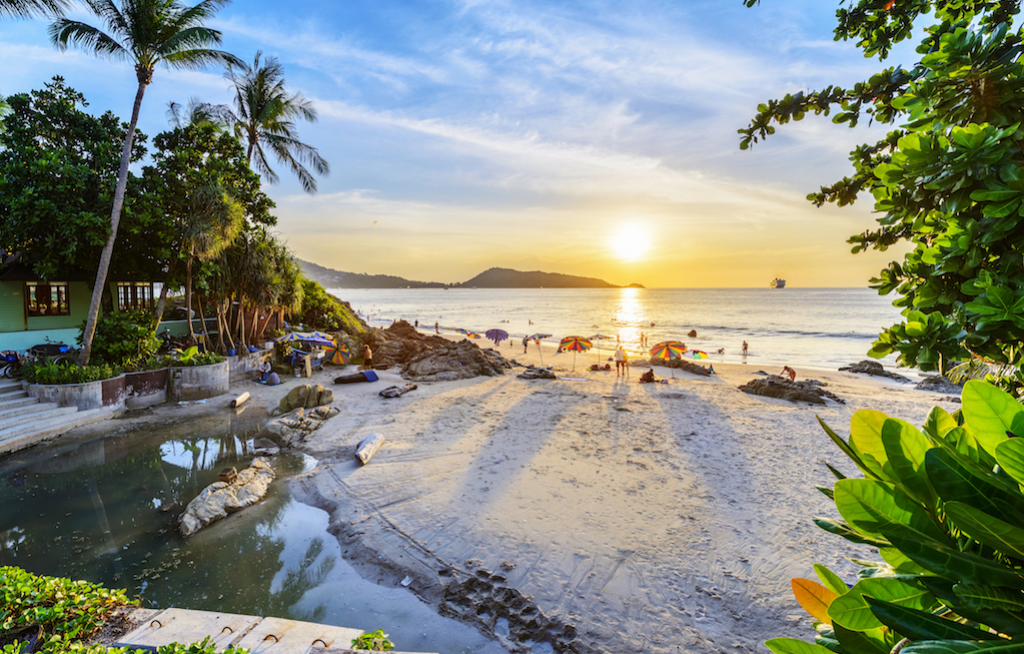 Wieder Phuket-Reisen im Angebot