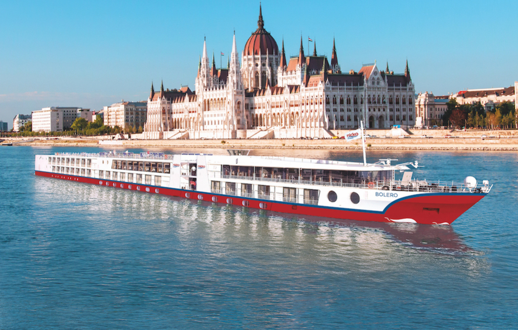 Nicko Cruises legt Themenreisen für Wander- und Gesangsfreunde auf