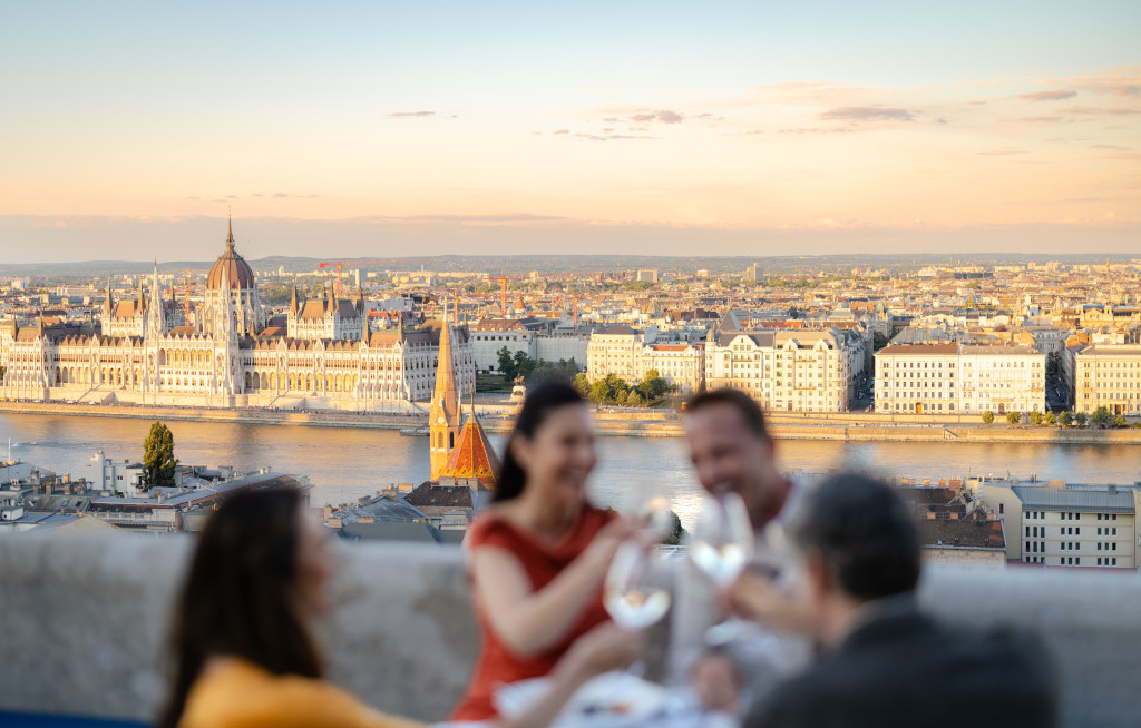 Celebrity River Cruises kündigt Vor- und Nachprogramme an