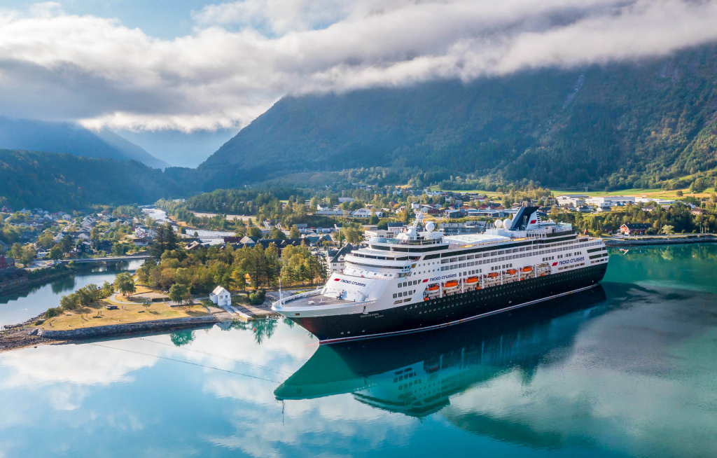 Best-Reisen tagt auf Nordroute an Bord der Vasco da Gama