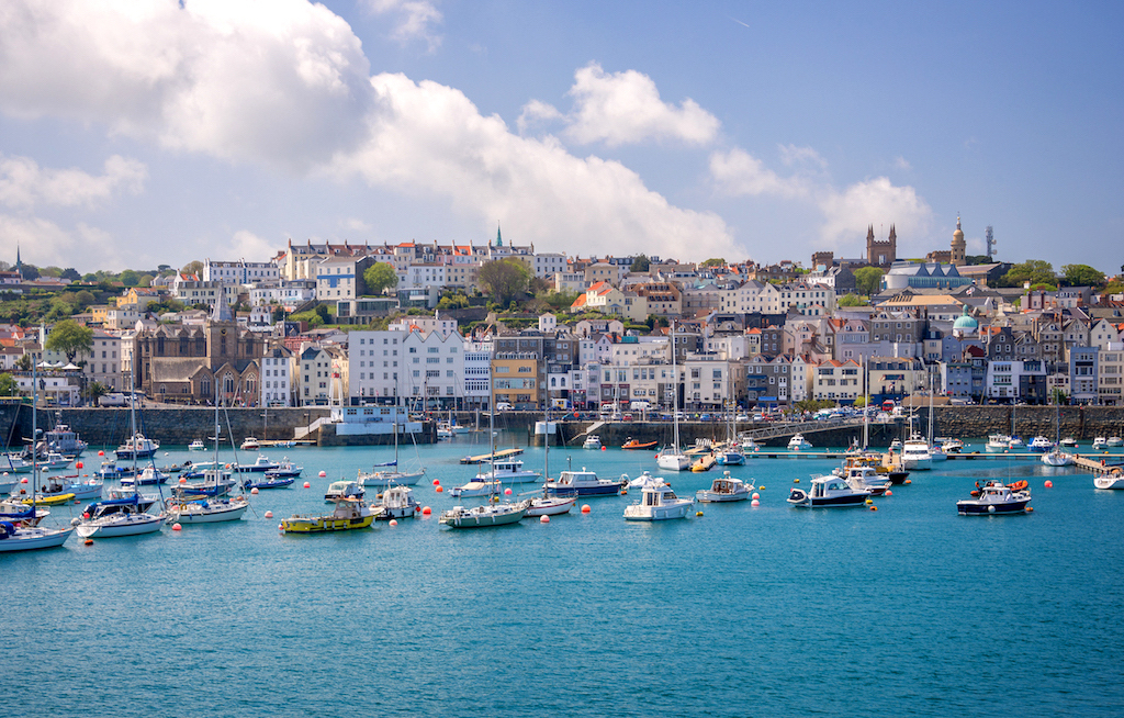 Guernsey erleichtert die Einreise