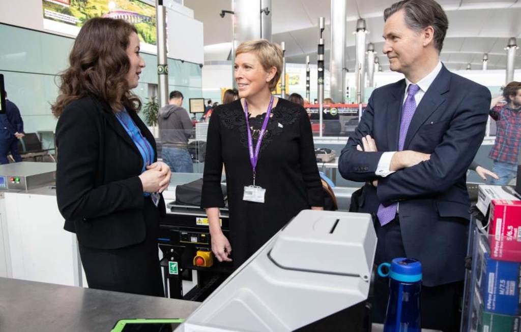 London-Heathrow führt CT Scanner ein