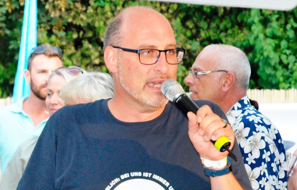 LMX sagt Reisen bis Mitte Mai ab