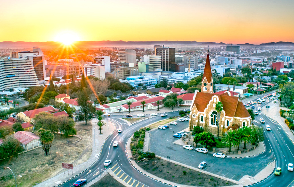 Condor kehrt nach Windhoek zurück – Discover stockt auf