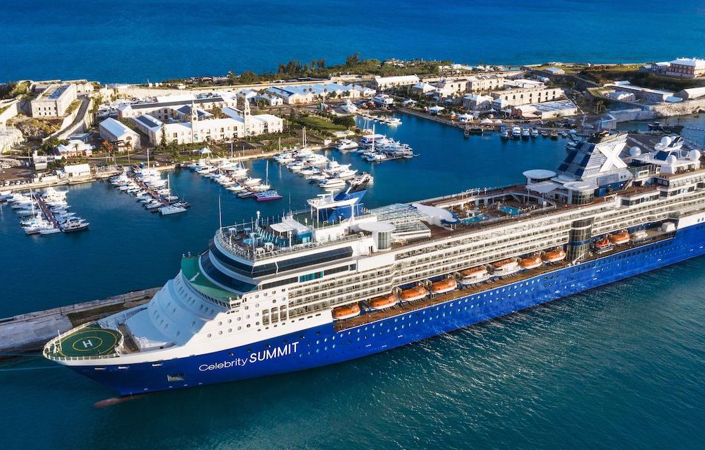 Celebrity Summit fährt nach Bermuda