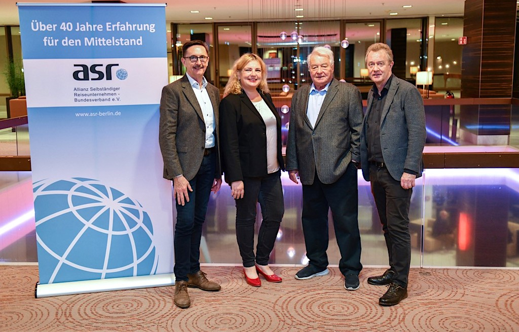 ASR-Mitglieder bestätigen Jochen Szech