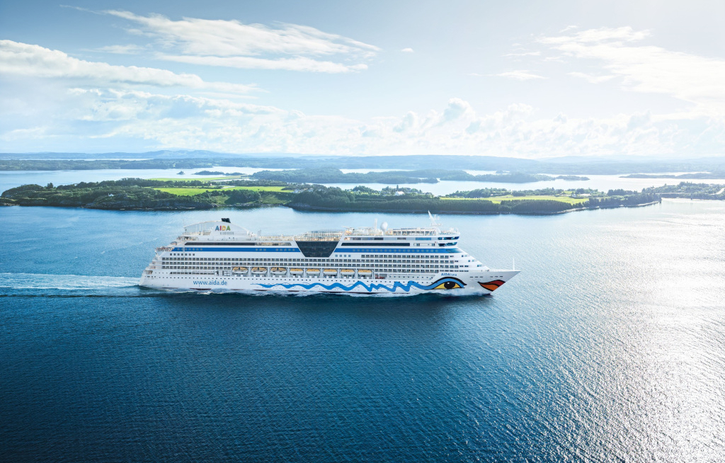 Aida schickt modernisierte Schiffe auf Premierenreisen