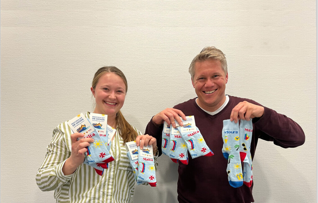 Vtours schenkt Expedienten 900 Paar Socken