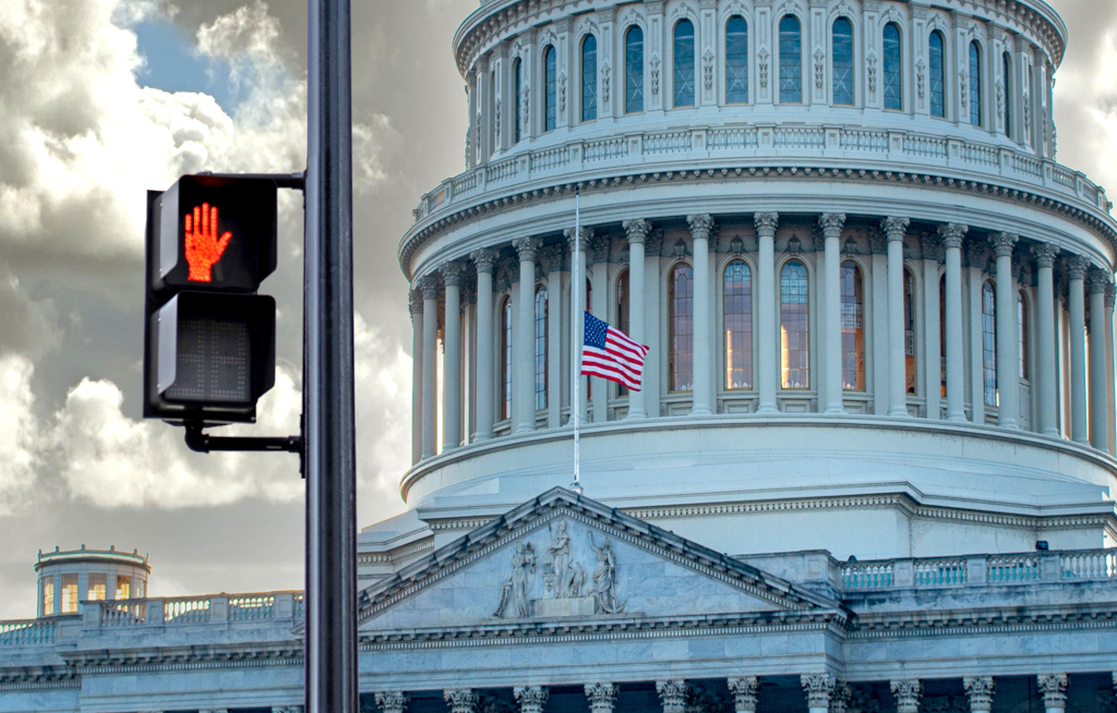 Shutdown legt US-Flughäfen lahm – FAA drosselt Frequenzen