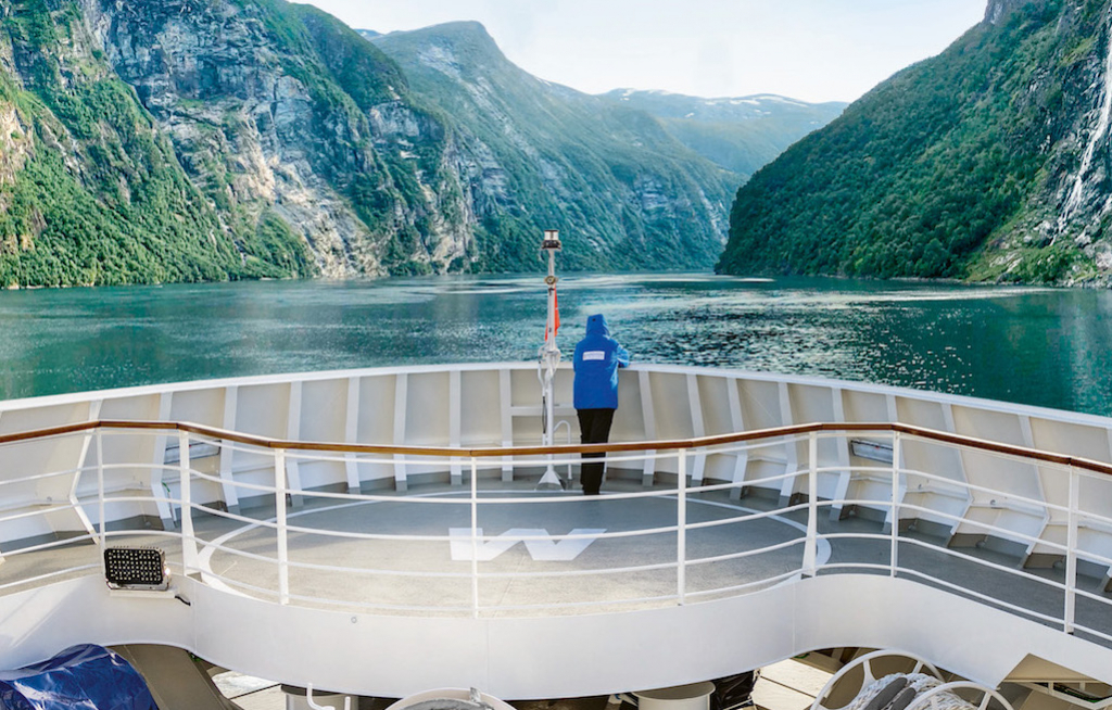 Hanseatic Nature startet Panorama-Reisen