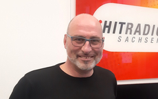 Suntrips und Schmetterling sehen Partnerclub auf Kurs