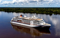 Hanseatic Spirit steuert tief ins Herz von Amazonien