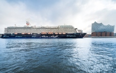 TUI Cruises stellt auf Landstrom um