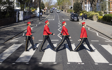 Cunard holt die Abbey Road Studios an Bord