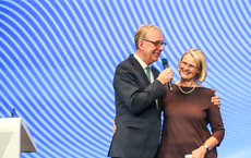 Fiebig erhält Ehrenpreis – „Zu viel Weihrauch schwärzt den Heiligen“