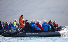 Arctic Pro Cruises kombiniert See- und Landprogramm