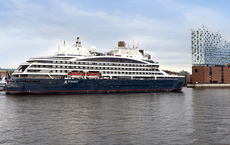 Luxus-Eisbrecher auf Stippvisite in Hamburg