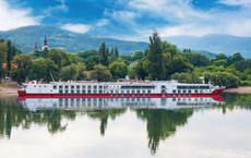 Nicko kombiniert Donau-Kreuzfahrt mit fünf Wanderungen