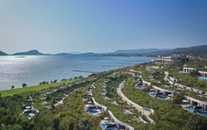 Neues Ultra-Luxusresort in Costa Navarino eröffnet