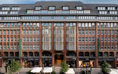 Conrad eröffnet im historischen Hamburger Levantehaus